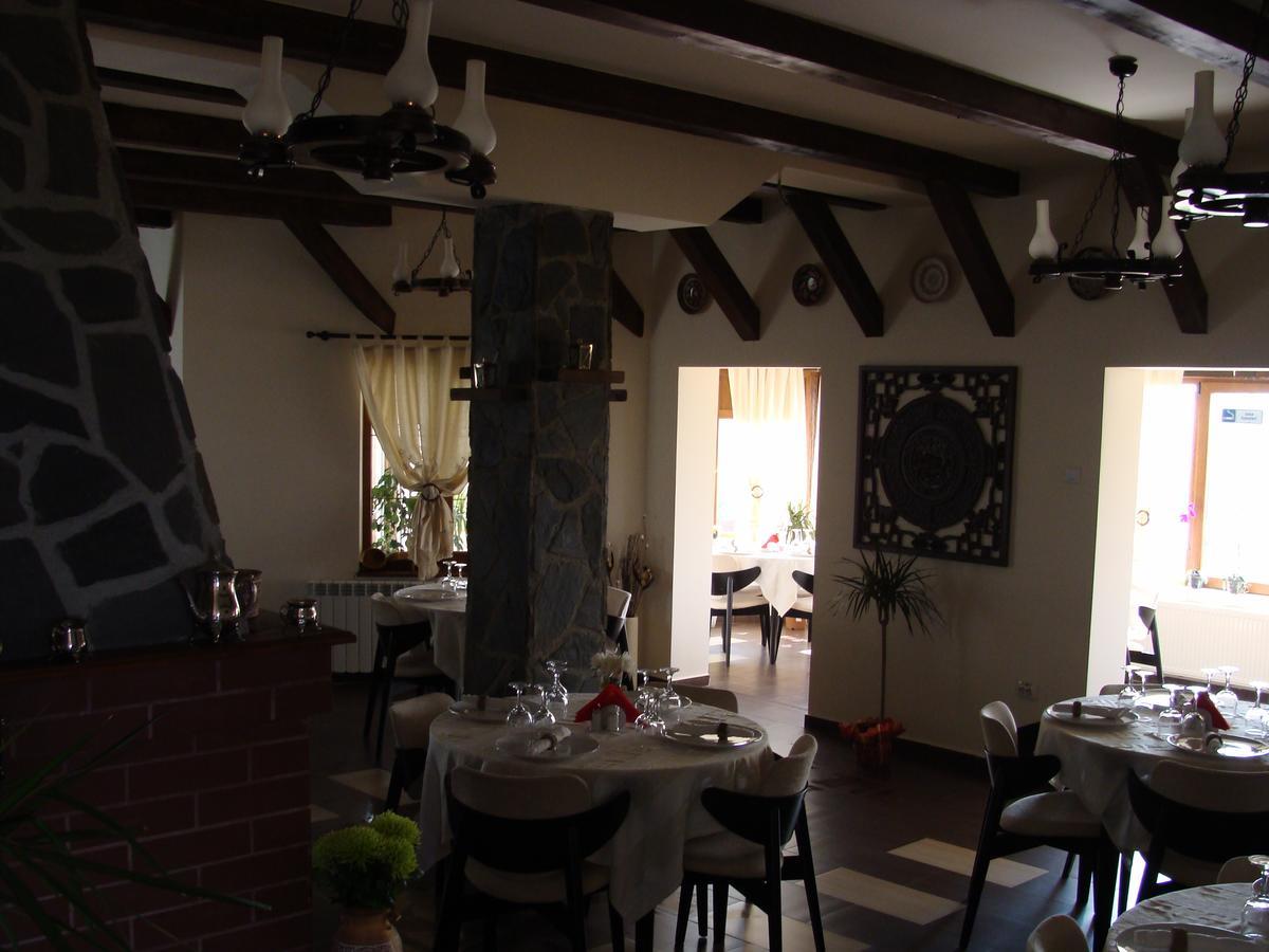 Pensiunea Taverna Bucium Yaş Dış mekan fotoğraf